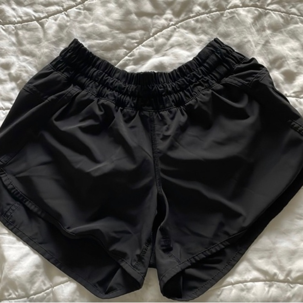 Lululemon running short